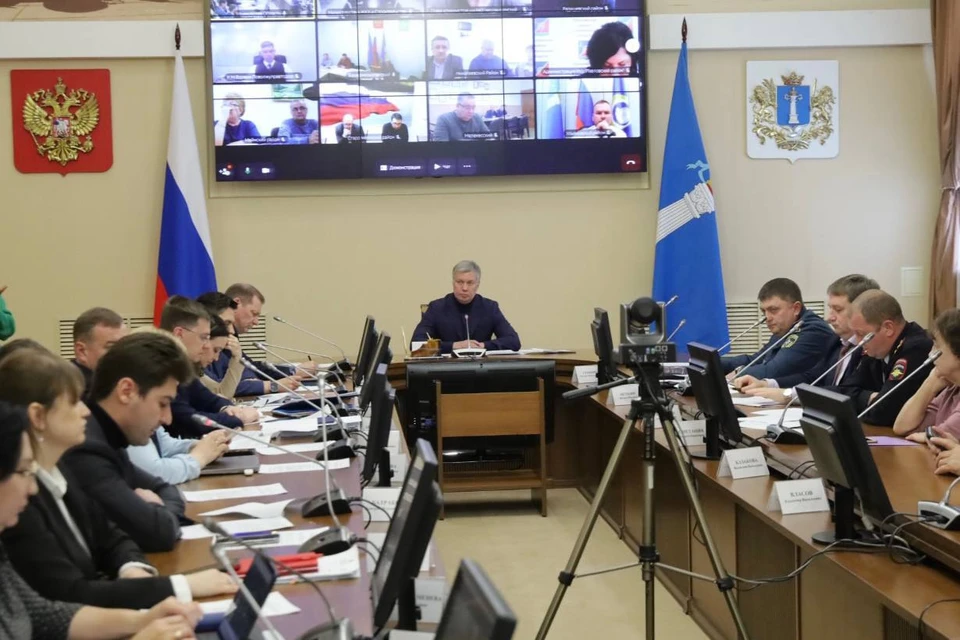 В Ульяновской области из-за снегопада создали круглосуточный оперативный штаб | ФОТО: телеграм-канал Алексея Русских