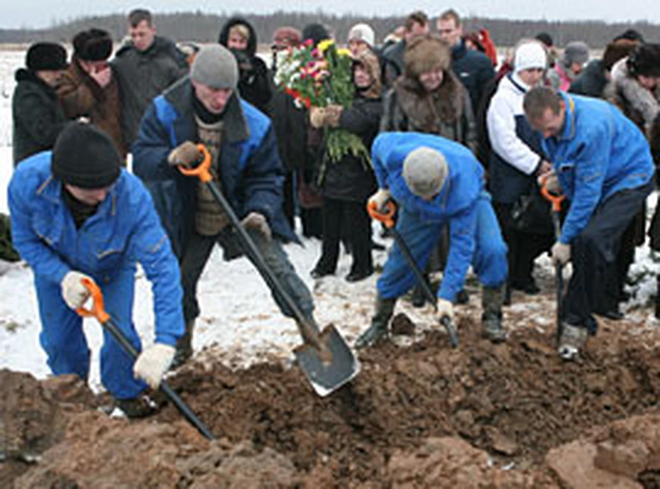 Прежде чем похоронить человека, необходимо узнать причину смерти. Сегодня это сделать все труднее.