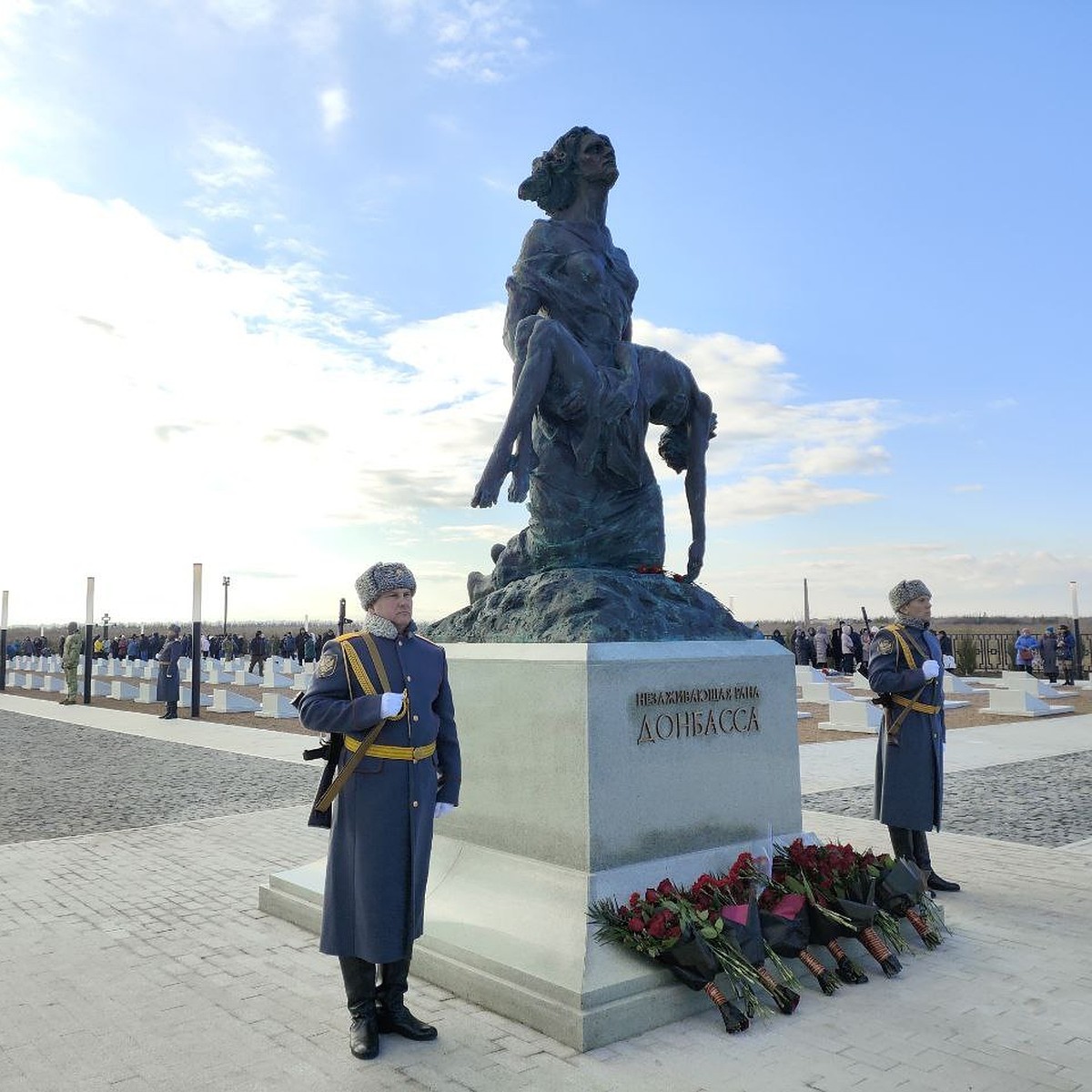 Они погибли за республику: В Луганске открыли мемориал «Незаживающая рана  Донбасса» - KP.RU