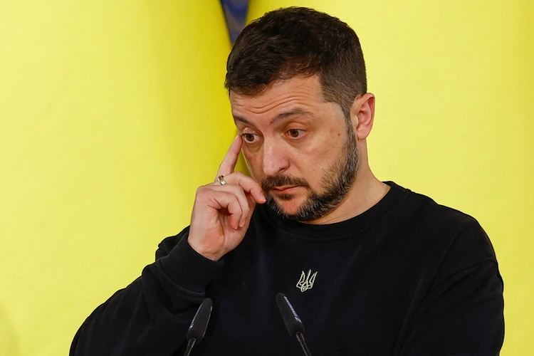 Зеленский запустил механизм уничтожения Украины: Страна уже раскололась изнутри