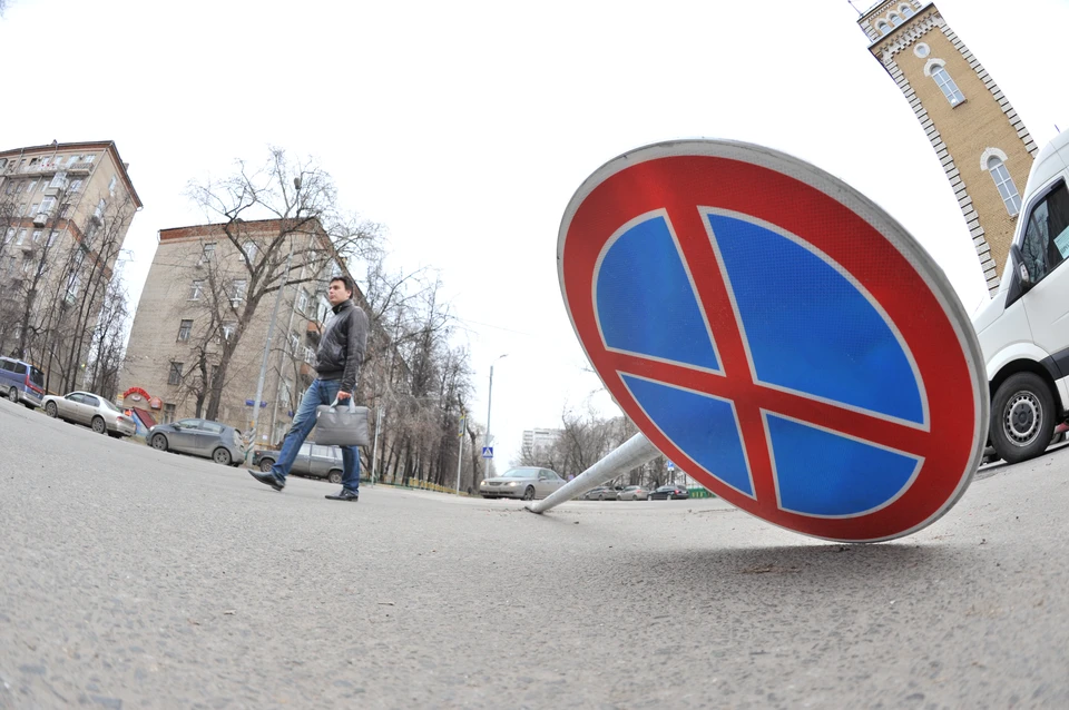 В Заволжье Ульяновска на проспекте Антонова с 8 декабря запретят остановку авто