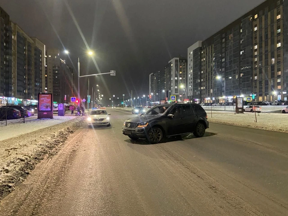 В обстоятельствах происшествия разбираются сотрудники ГИБДД. Фото: Госавтоинспекция Челябинска