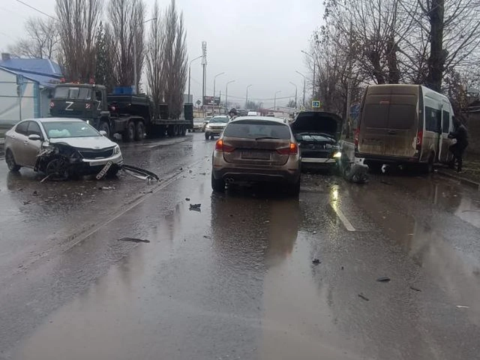В Новочеркасске в ДТП пострадал водитель иномарки. Фото: УГИБДД по Ростовской области