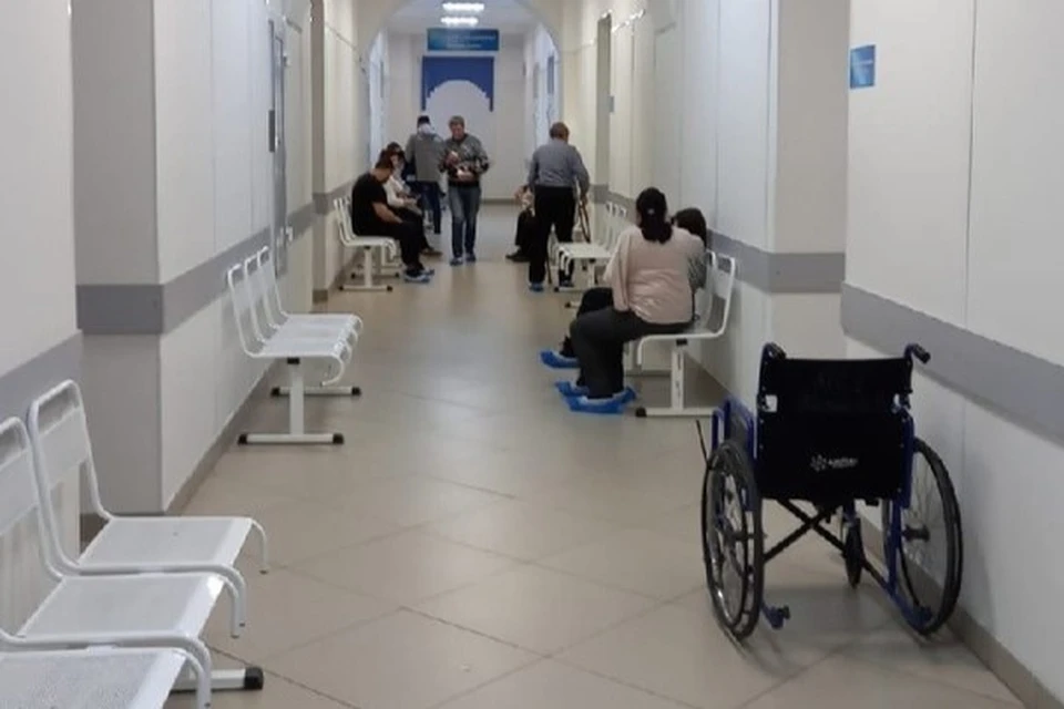 В первой половине дня представители министерства проинспектировали работу травмпунктов – обстановка рабочая, очередей не наблюдалось. Фото: минздрав Оренбургской области