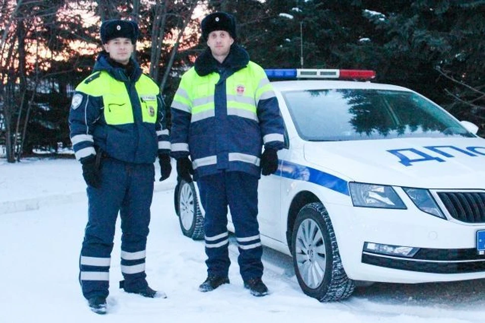 Полицейские помогли проехать по пробкам до больницы