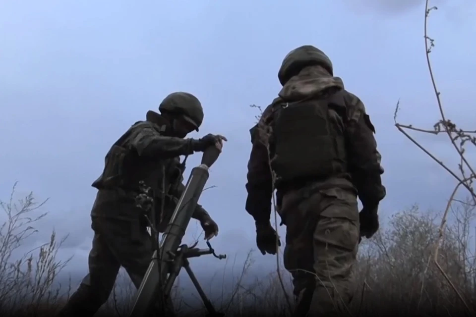 Минометчики уничтожили две группы противника на Днепре Фото: скриншот видео Минобороны РФ