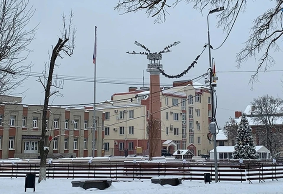 В Твери готов к открытию каток на площади Славы