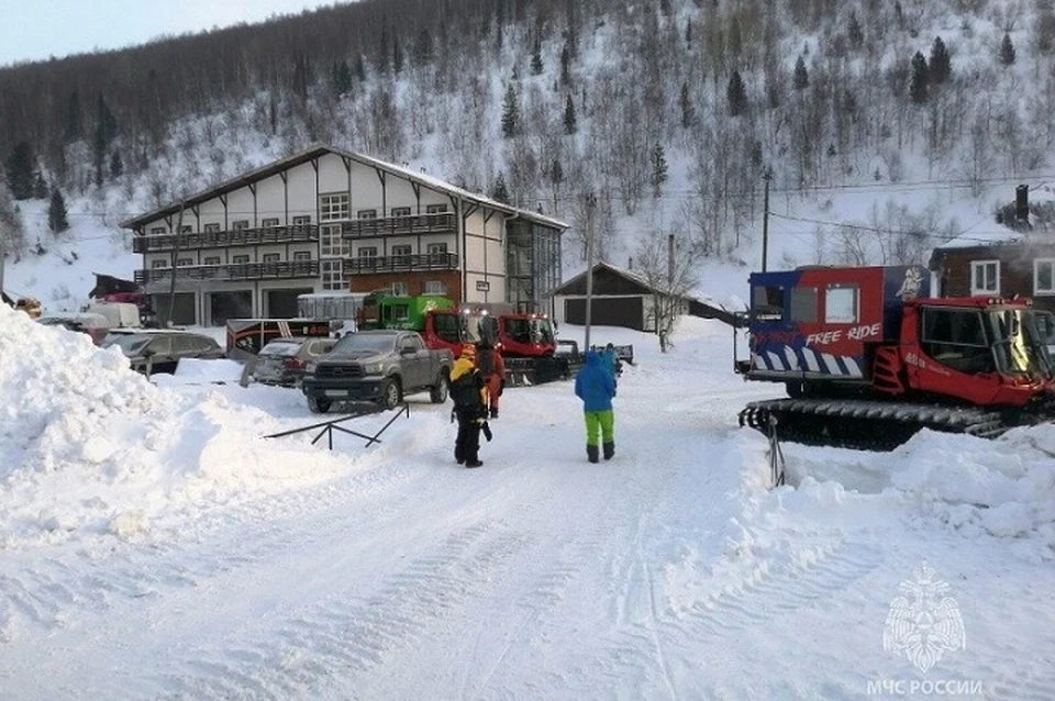 Из 29 человек удалось спасти только 27. Фото: МЧС по Хакасии.