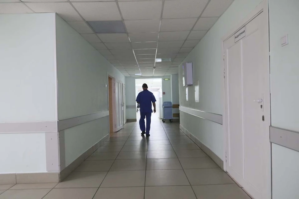 Мужчину госпитализировали, у него диагностировали внебольничную пневмонию