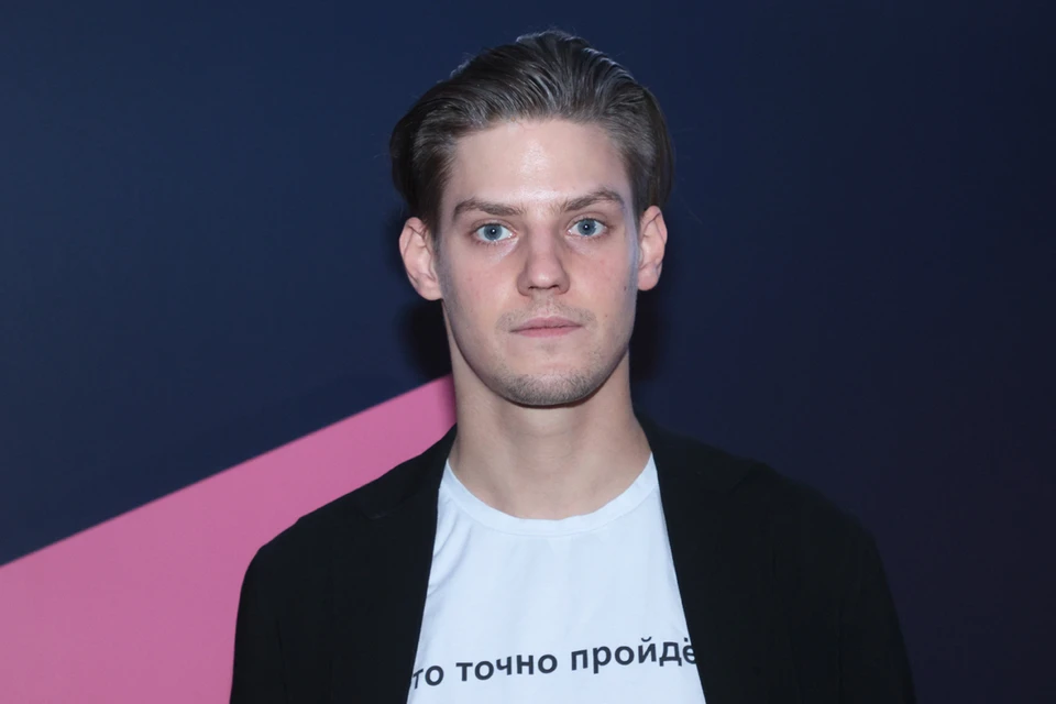 Павел Табаков купил медаппарат в детскую больницу Донецка