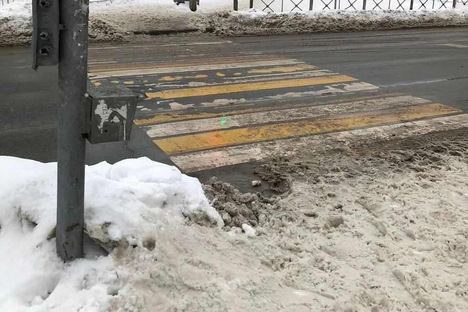 Горка пока небольшая, но на ней уже поскользнулся ребенок. Фото: предоставлено героиней публикации