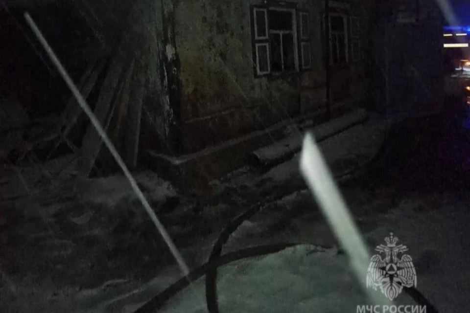 Все случилось в селе Егорьевка на улице Дружбы народа. Пожар произошел в жилом доме.
