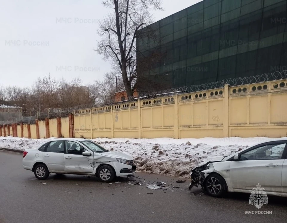 Стали известны подробности об аварии с участием трех автомобилей