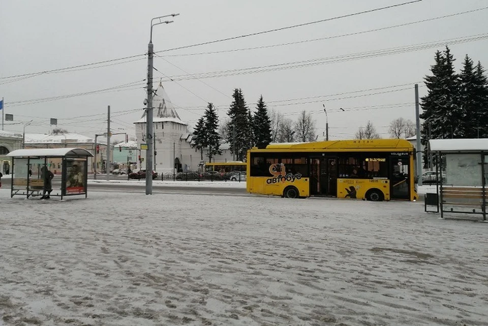 В новогоднюю ночь в Ярославле пустят дополнительные автобусы.
