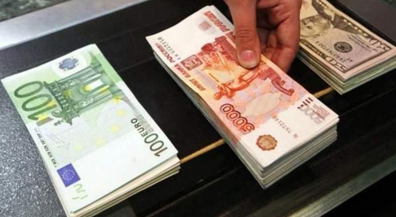 Денежные переводы в Молдову из России снизились почти на 70%. Фото:соцсети