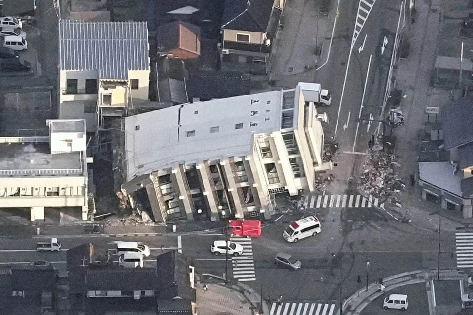 Число жертв серии землетрясений в Японии выросло до 110 человек