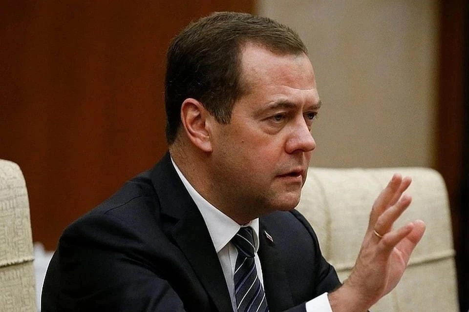 Медведев: эффективность работы ОПК подтверждают удары по объектам на Украине
