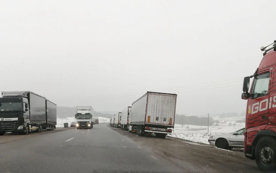 Беларусь вводит сбор при въезде в места перецепки фур из ЕС. Фото: архив «КП».