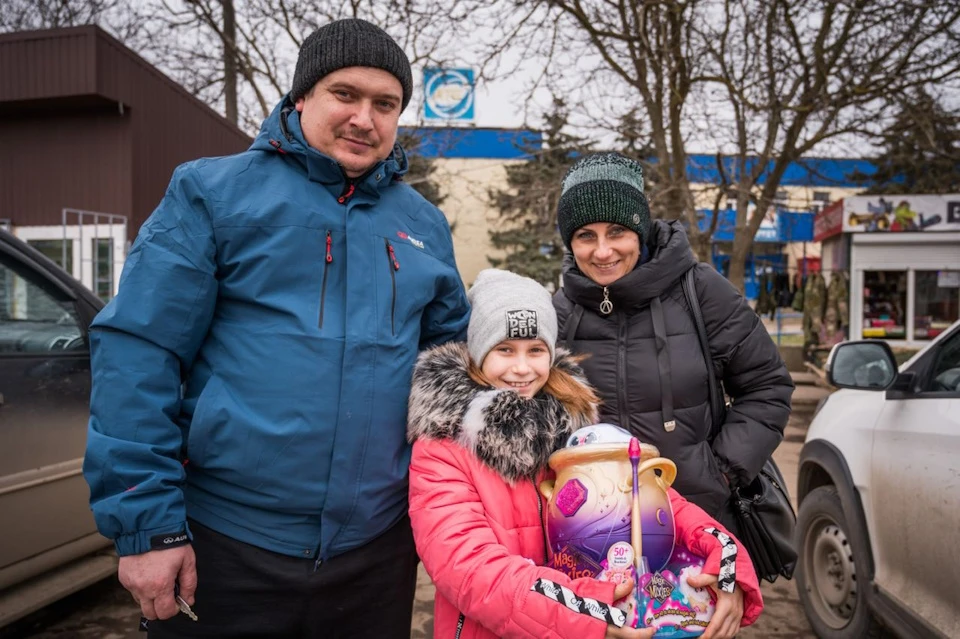 Новогодние желания херсонских детей продолжают исполняться Фото: ТГ-канал Владимира Сальдо