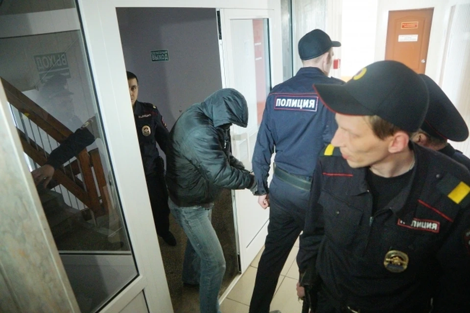 Сотрудники полиции задержали подозреваемого в убийстве мужчины в Смоленске