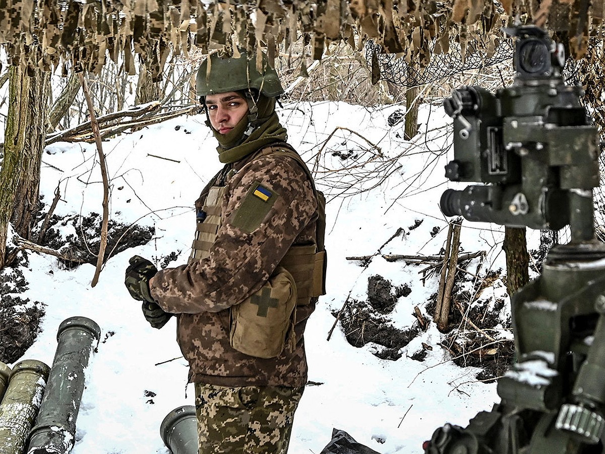 Залужный признался, что Украина бьет не только по военным целям: Полковник  Баранец о скрытых подтекстах в статье главкома ВСУ американцам - KP.RU