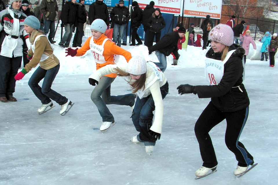 В Зареченском округе Тулы прошли соревнования по конькобежному спорту