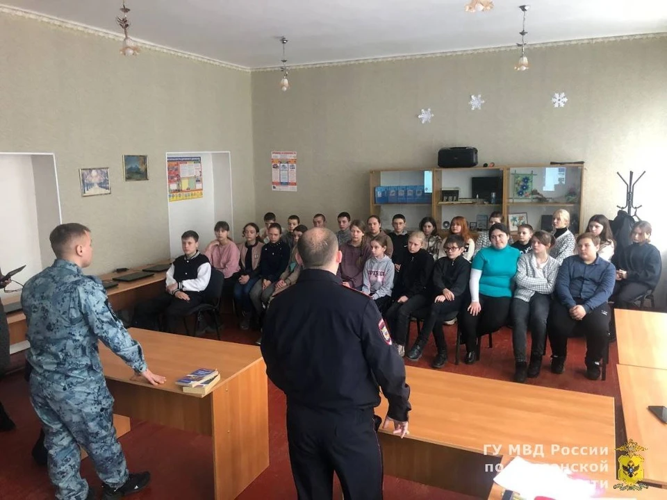 Полицейские рассказали о вреде наркотиков ФОТО: ГУ МВД России по Херсонской области