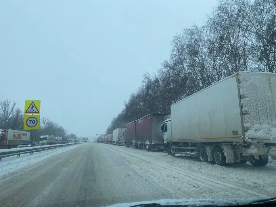 В Ульяновской области с 16:30 закрыли трассу на Казань через Буинск