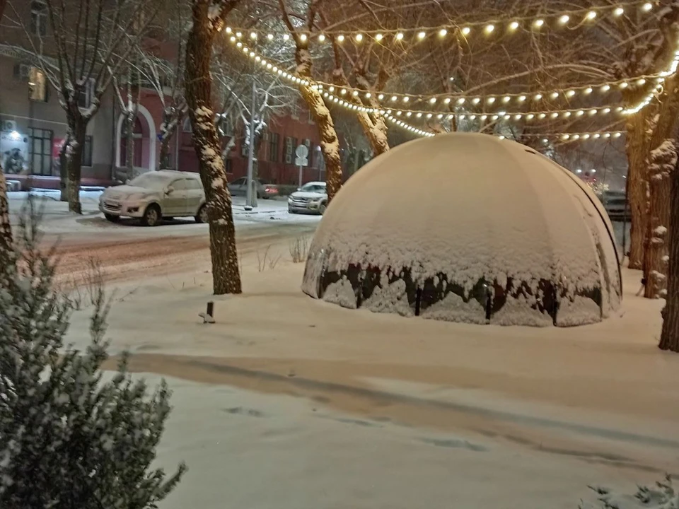 Волгоград оказался во власти снегопада