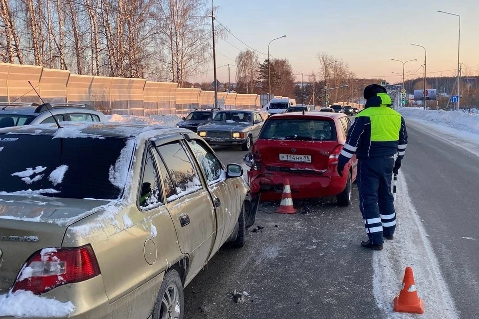 Авария случилась днем 10 февраля. Фото: ГИБДД по Свердловской области