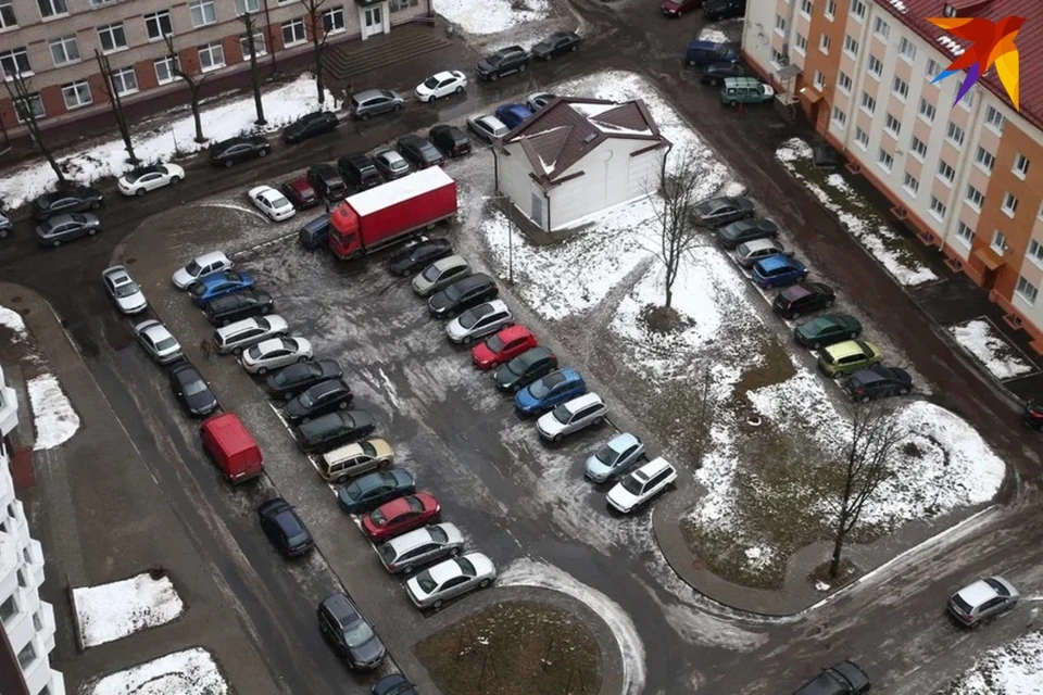 Некоторые модели машин Mercedes и BMW попадут под повышенный транспортный налог в Беларуси. Снимок используется в качестве иллюстрации.