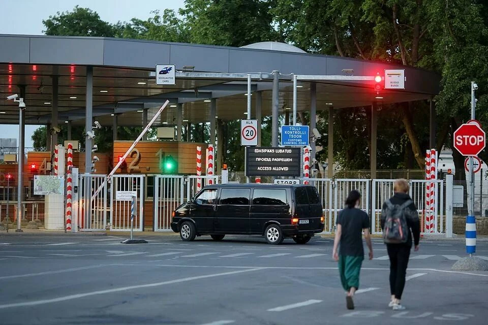 RTVI: эстонские пограничники начали предупреждать о возможном закрытии границы