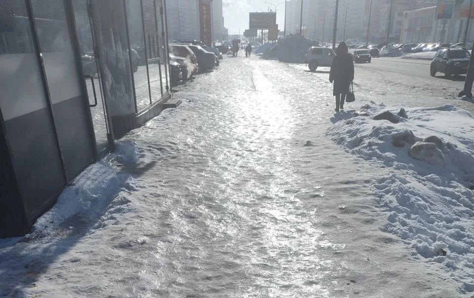 Такая ситуация наблюдается практически по всему городу
