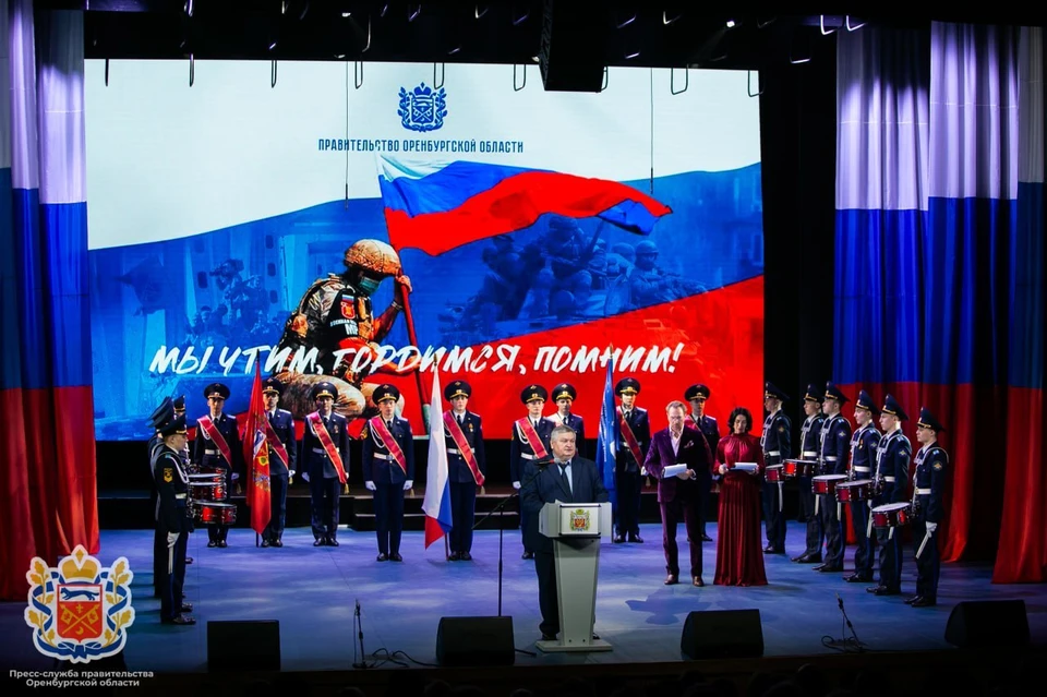 В ходе праздника вспомнили участников освобождения блокадного Ленинграда, погибших на фронтах Великой Отечественной войны, а также в Афганистане, Чечне и в Сирии