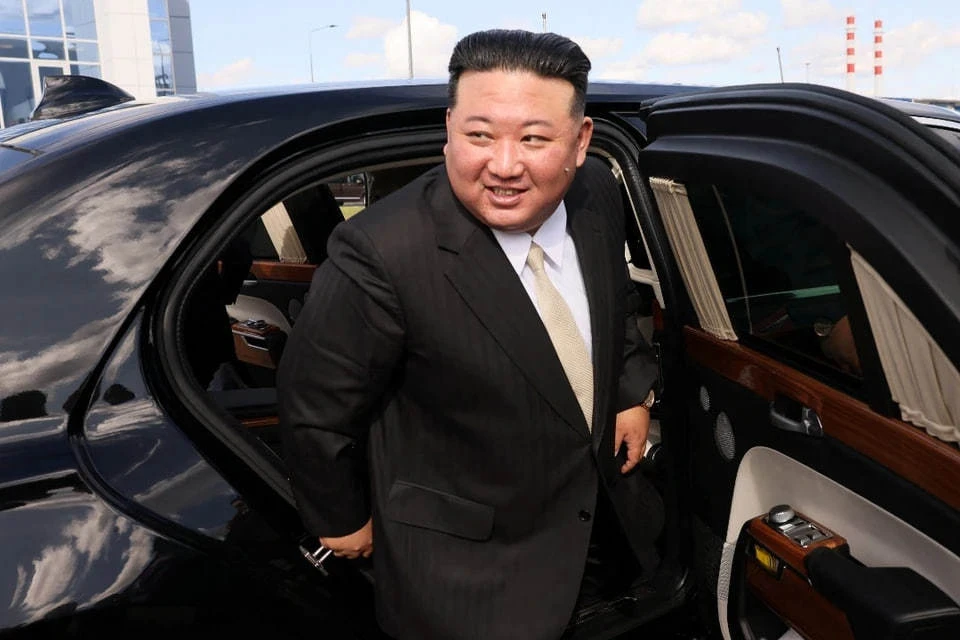 Песков: Путин подарил лидеру КНДР Ким Чен Ыну автомобиль Aurus
