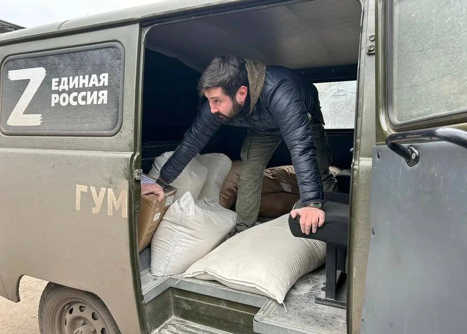 В школу Верхнерогачинского района доставили гуманитарную помощь. ФОТО: реготделение "Единой России" в Херсонской области