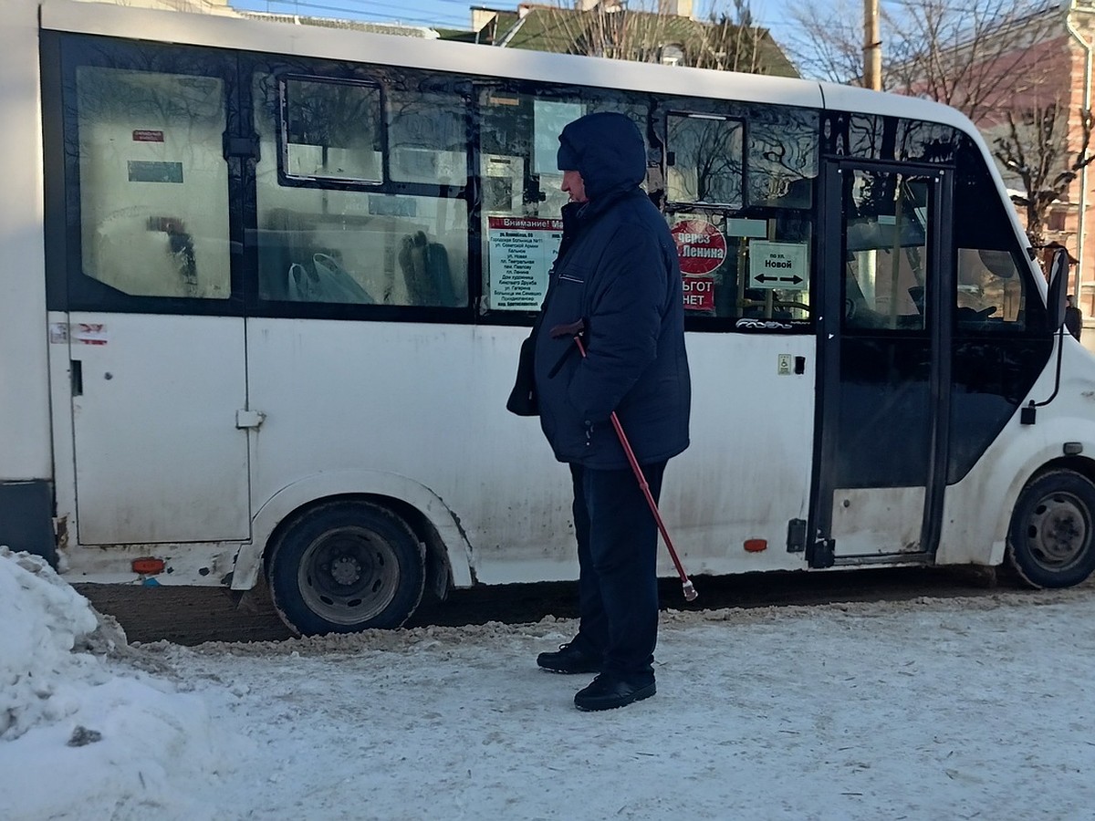 В маршрутках Рязани разместят телефоны горячей линии для приема жалоб -  KP.RU