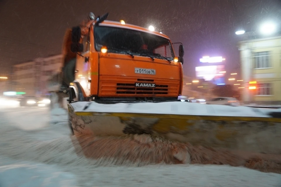 Почти 35 улиц очистят от снега в Нижнем Новгороде в ночь на 27 февраля.