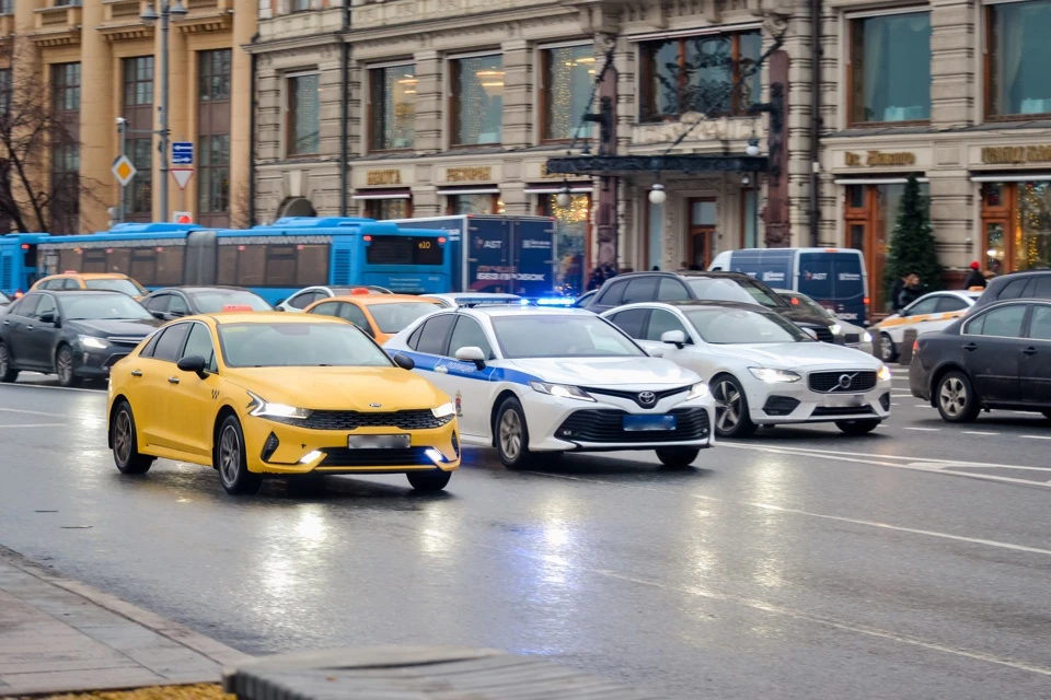 В Москве таксист отказался везти женщину и ее ребенка с инвалидностью