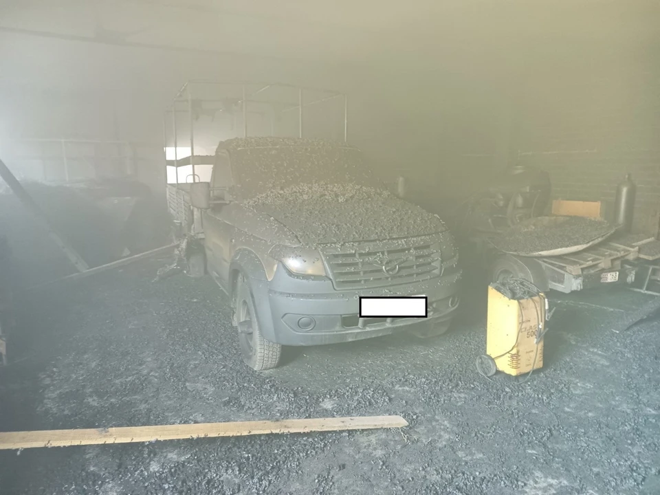 Пожар тушили 18 человек. Фото: ГКУ СО «Центр по делам ГО, ПБ и ЧС»