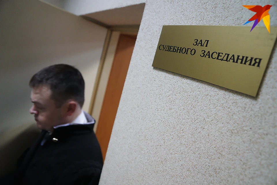 В Мурманске суд вынес приговор 45-летнему местному жителю, которого обвиняли в покушении на мошенничество в особо крупном размере.