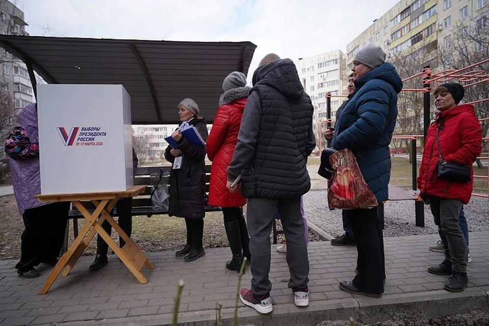 В ДНР явка избирателей в первый день досрочного голосования составила 22,14%