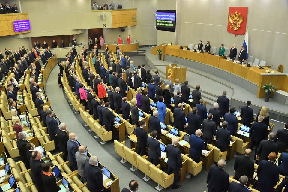 Экстренным службам собираются разрешить таранить неправильно припаркованные машины