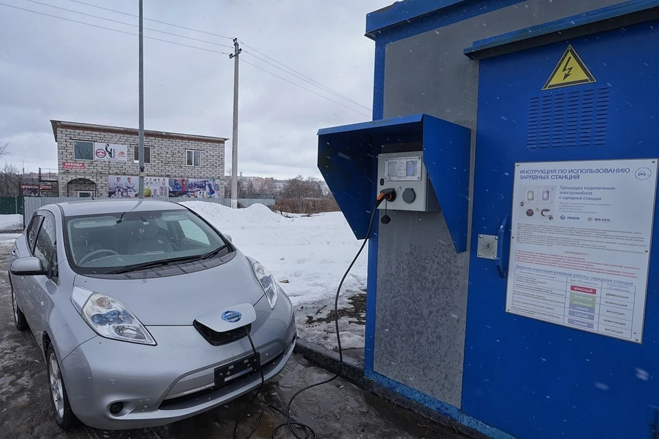 Налог на электромобили в петербурге. Транспортный налог на электромобиль. Налог на электромобиль. Отсутствие транспортного налога для электромобилей картинки.