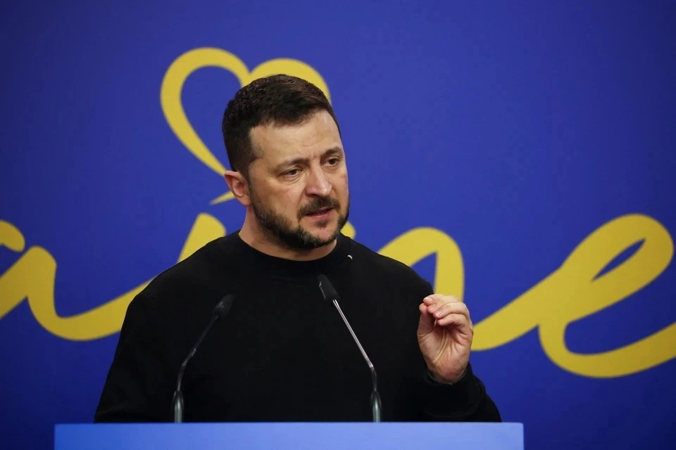 RS: Киеву следует начать переговоры с Москвой, пока на Украине не наступил крах