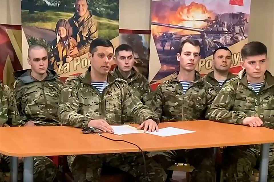 Состоялся телемост между выпускниками Рязанского воздушно-десантного командного училища, участвующими в специальной операции и курсантами училища.