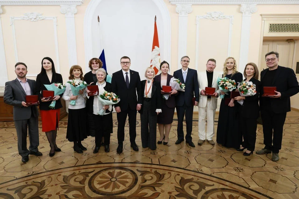 Награды и звания присвоены накануне Дня работника культуры. Фото: пресс-служба губернатора.