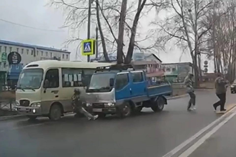 Водителю, виновному в гибели женщины, вынесли приговор в Комсомольске Фото: скриншот из видео