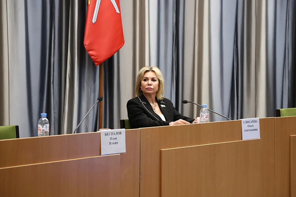 Ольга Слюсарева представила депутатам отчет о проделанной работе за 2023 год.