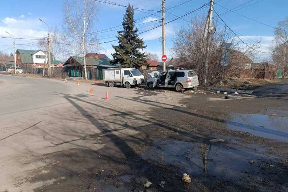 Один ребенок и 12 взрослых пострадали в ДТП в Иркутске и районе за неделю. Фото: Госавтоинспекция Иркутска